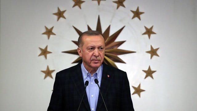 Recep Tayyip Erdogan, Präsident der Türkei, spricht während einer Pressekonferenz über die Coronavirus-Pandemie. Recep Tayyip Erdogan, Präsident der Türkei, spricht während einer Pressekonferenz über die Coronavirus-Pandemie.