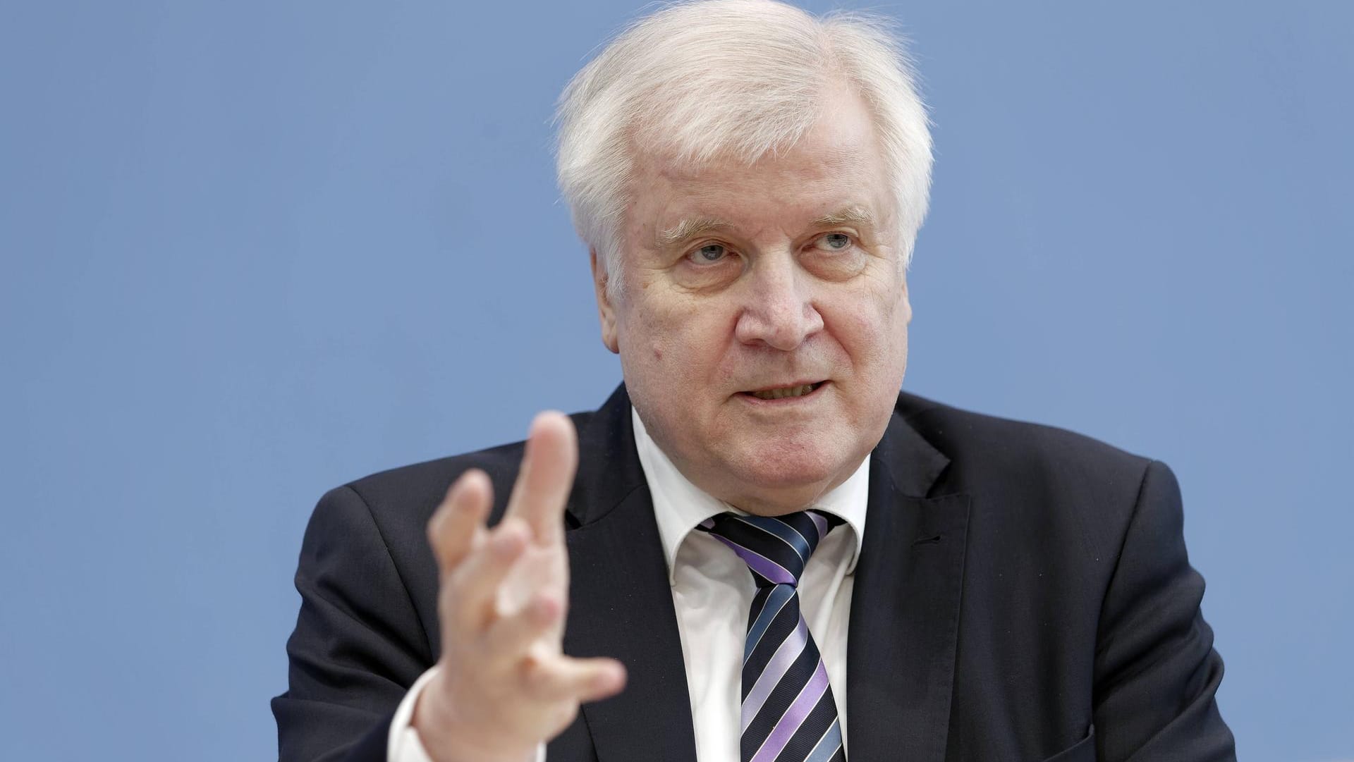 Innenminister Horst Seehofer ist natürlich auch ein Krisenmanager.