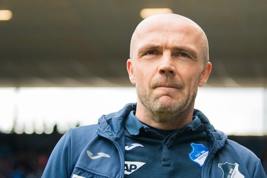 Hofft auf gleiche Bedingungen der Bundesliga-Teams nach der Corona-Pause: Hoffenheim-Coach Alfred Schreuder.