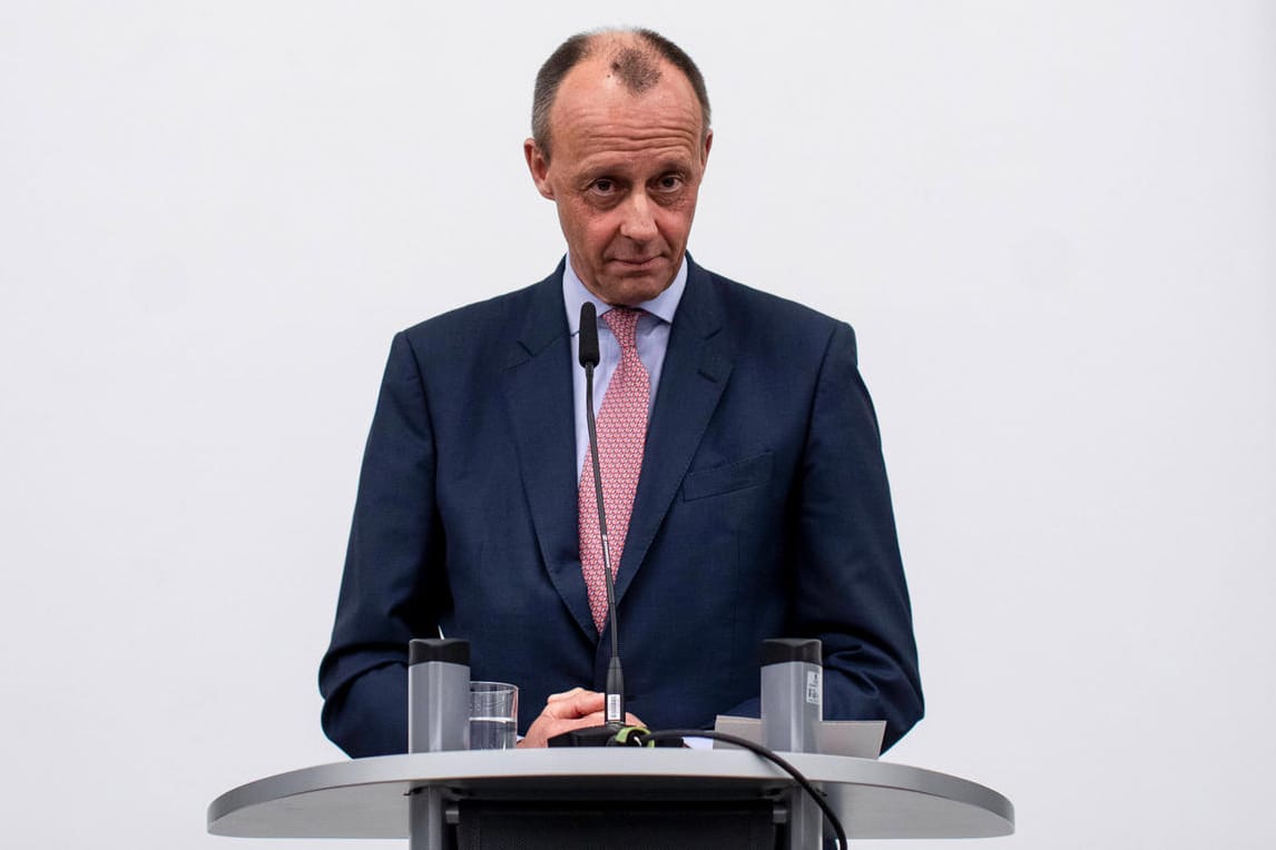 Friedrich Merz (Archivbild): Der Kandidat für die Nachfolge Annegret Kramp-Karrenbauers hält die wirtschaftspolitischen Folgen der Corona-Krise für das wesentliche Thema des kommenden Bundestagswahlkampfs.