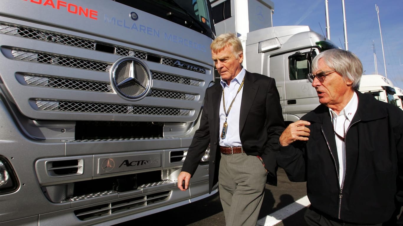 Max Mosley (links) und Bernie Ecclestone: Die Ex-Formel-1-Bosse raten wegen der Corona-Krise zu einer Vollbremsung in der aktuellen Saison.