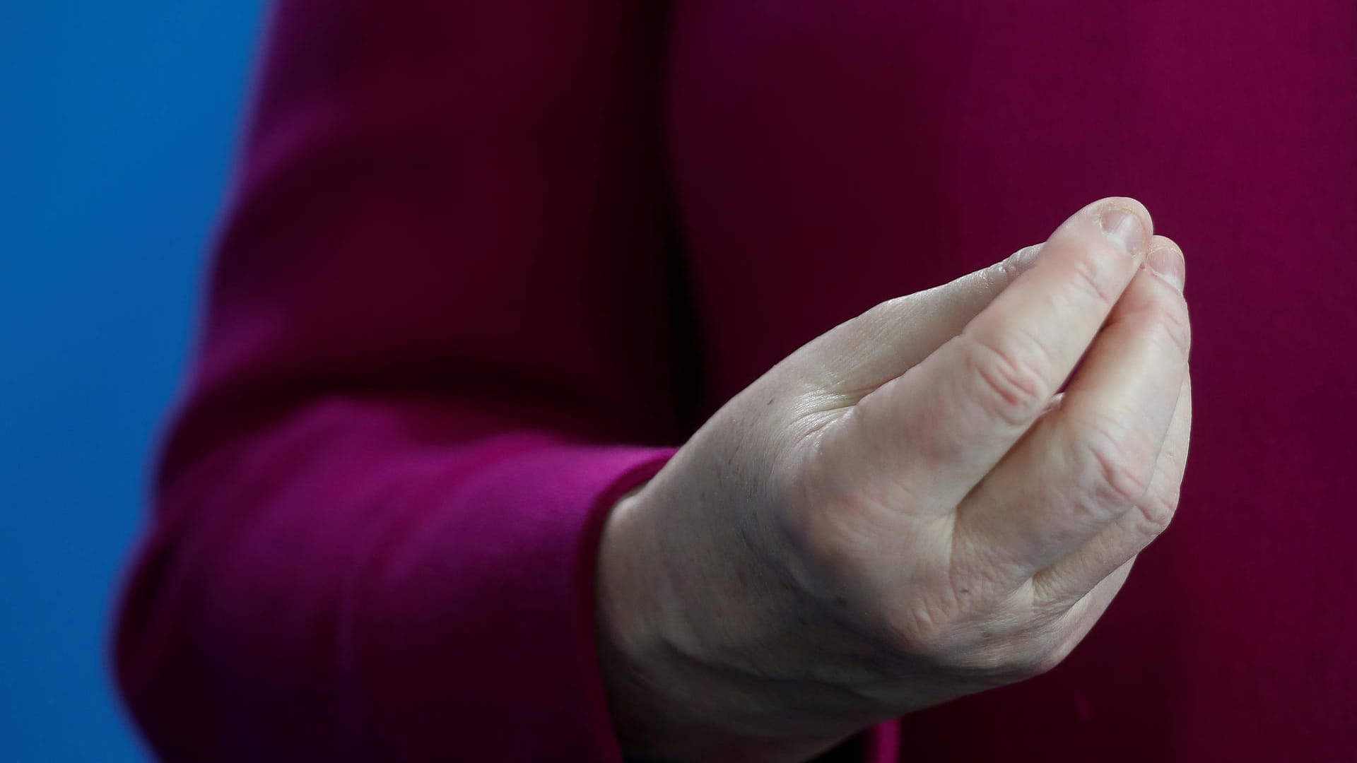 Angela Merkel pflegt eine Politik der ruhigen Hand. In Krisenzeiten ist das nicht verkehrt.