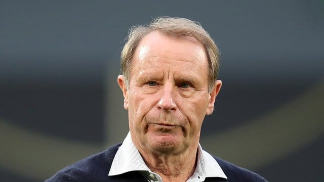 Erkennt in den Einschränkungen durch die Coronavirus-Pandemie auch Möglichkeiten für den Profi-Fußball: Berti Vogts. Erkennt in den Einschränkungen durch die Coronavirus-Pandemie auch Möglichkeiten für den Profi-Fußball: Berti Vogts.