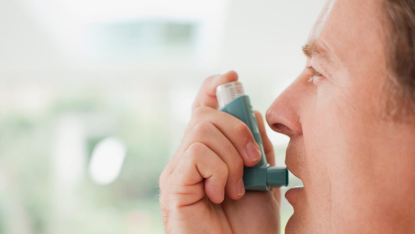 Asthmatiker: Kortisonsprays sind ein zentraler Bestandteil der Asthma-Behandlung.