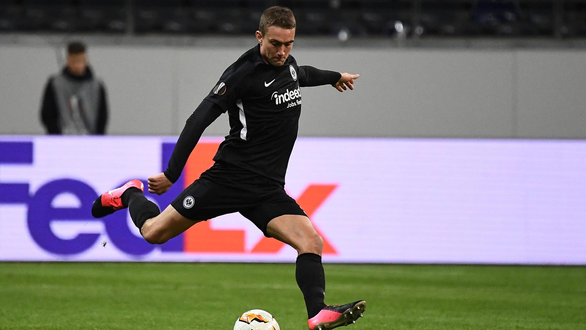 Stefan Ilsanker: Kam im Januar zur Eintracht, kann es kaum erwarten, wieder Liga-Partien zu bestreiten. Stefan Ilsanker: Kam im Januar zur Eintracht, kann es kaum erwarten, wieder Liga-Partien zu bestreiten.