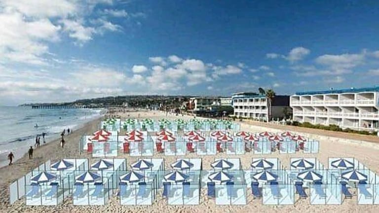 Zukünftiger Strandurlaub in Corona-Zeiten: Ein italienische Unternehmen hat Entwürfe für Plexiglaskästen am Strand erstellt.