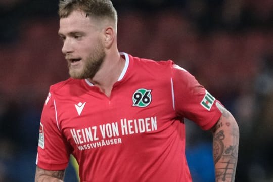 John Guidetti steht noch bei Hannover 96 unter Vertrag.