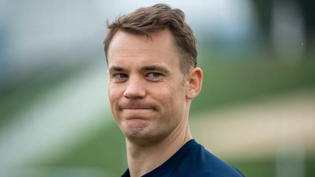 Will seinen Vertrag beim FC Bayern München gerne um vier Jahre verlängern: Torwart Manuel Neuer. Will seinen Vertrag beim FC Bayern München gerne um vier Jahre verlängern: Torwart Manuel Neuer.
