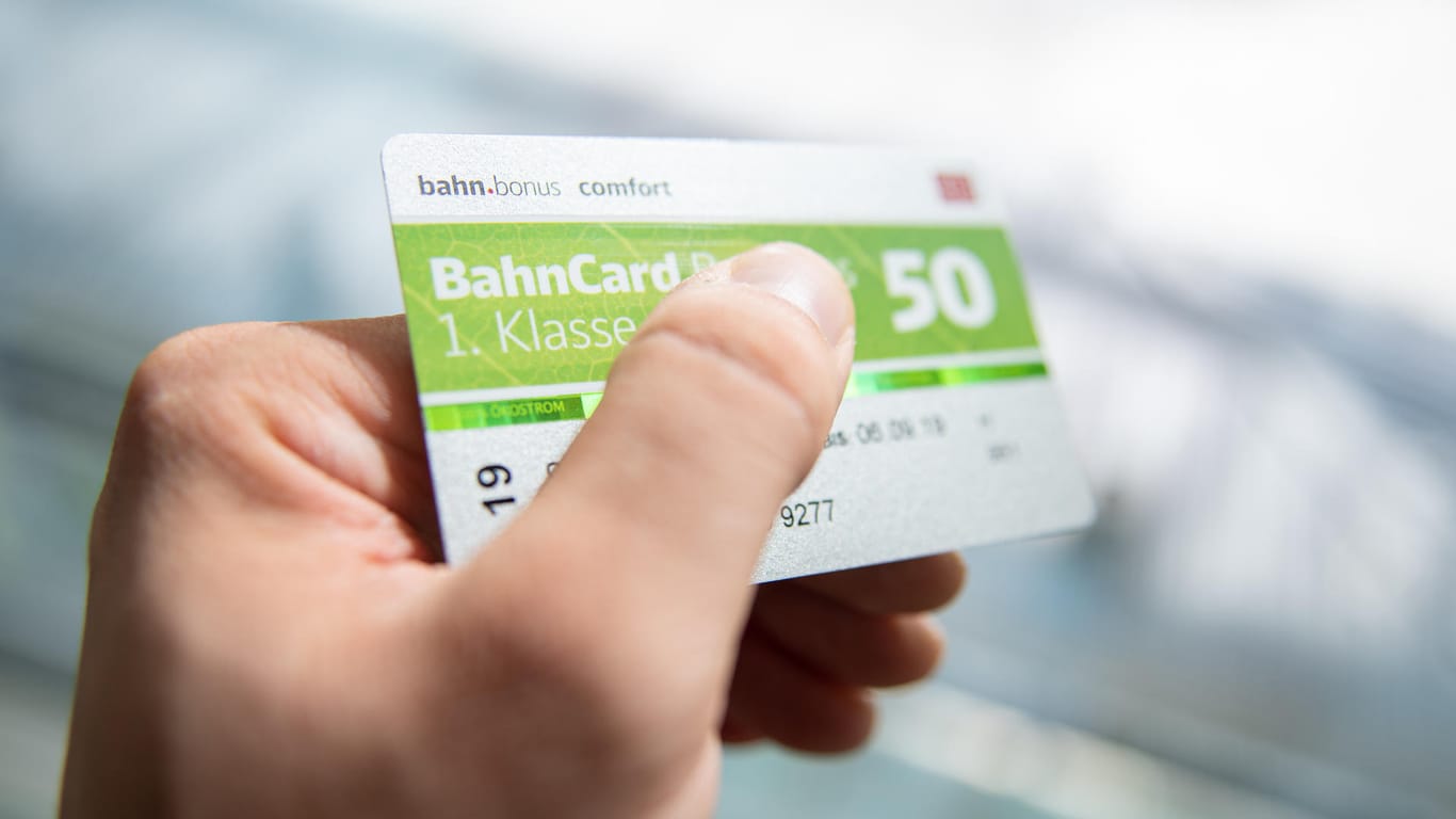 Bahncard: Die Deutsche Bahn bietet Bahncard-Besitzern einen finanziellen Ausgleich an.
