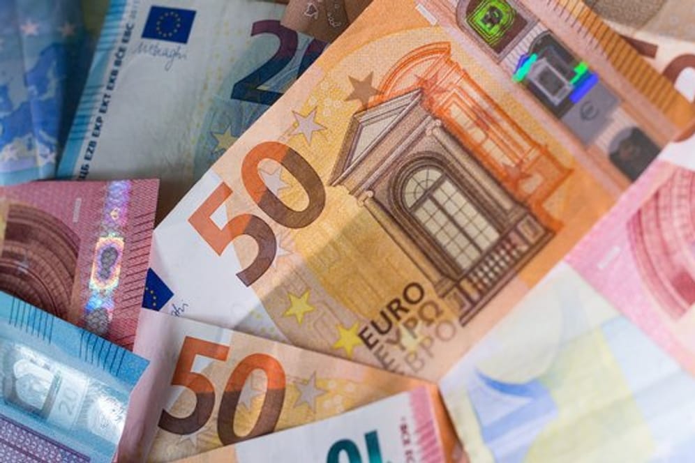 Im vierten Quartal 2019 hatten die Privathaushalte 2590 Milliarden Euro (3.