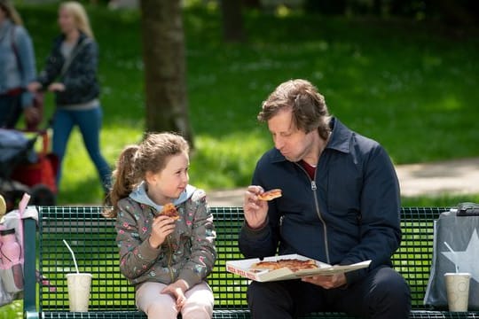 Wilsbergs Freund Ekki Talkötter (Oliver Korittke) erfährt, dass er eine Tochter hat.