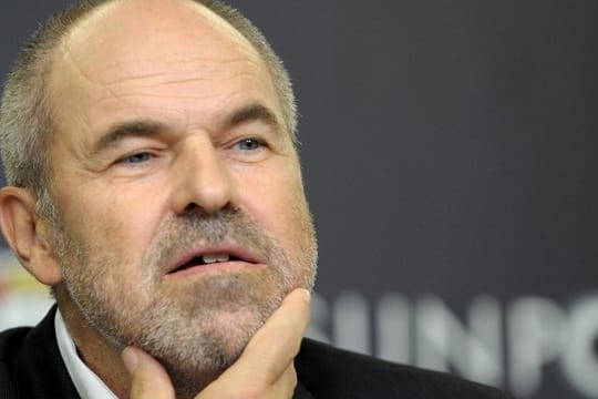 Bayers Ex-Geschäftsführer Wolfgang Holzhäuser für mehr Investoren.