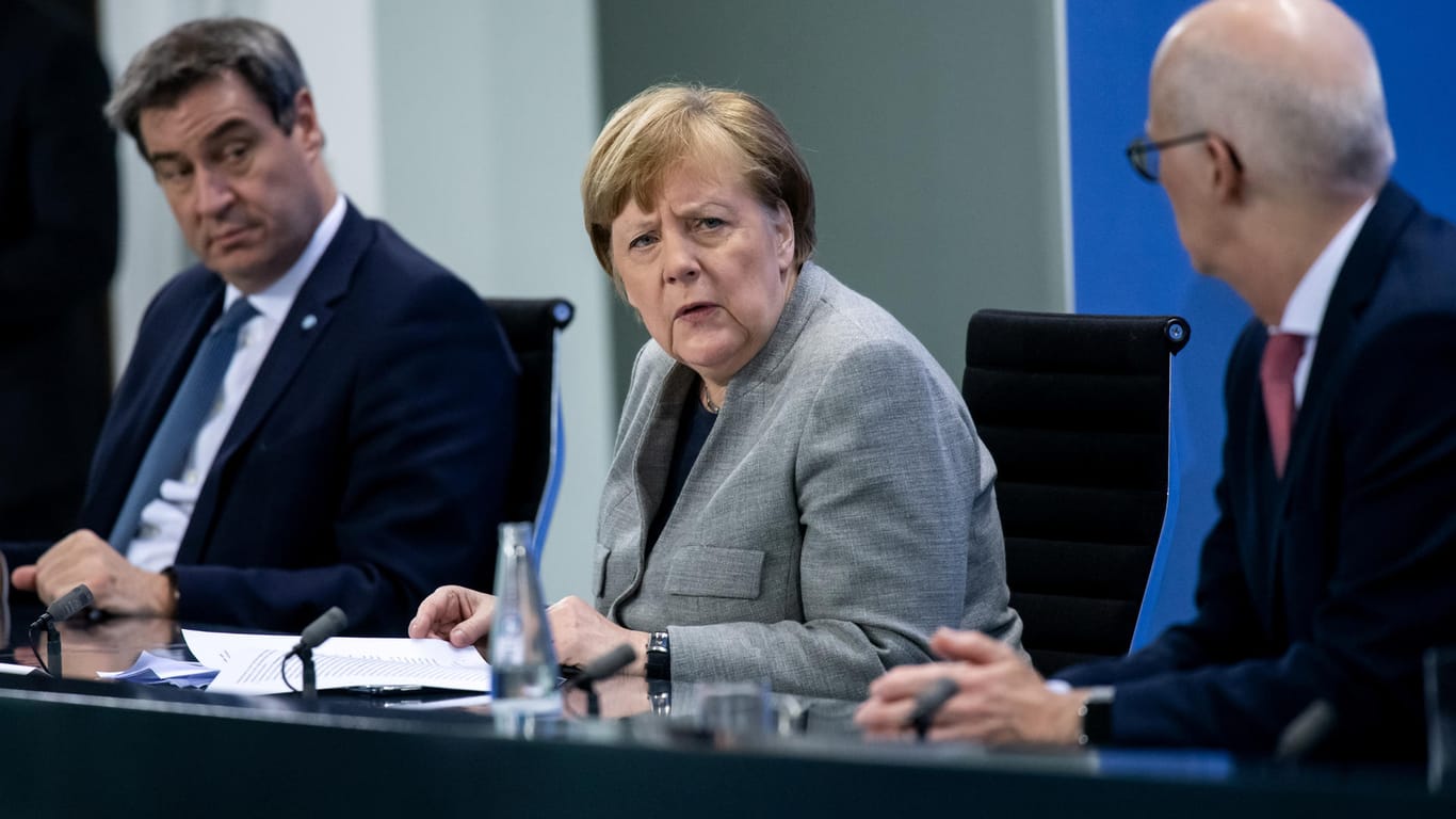 Angela Merkel in München bei einer Coronavirus-Konferenz