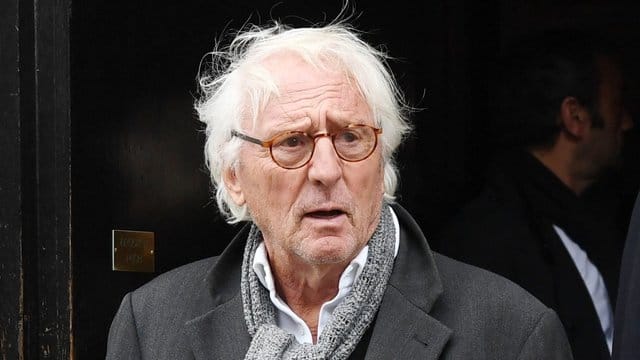 Der Schauspieler Günther Maria Halmer erinnert sich an den letzten Dreh mit Hannelore Elsner. Der Schauspieler Günther Maria Halmer erinnert sich an den letzten Dreh mit Hannelore Elsner.