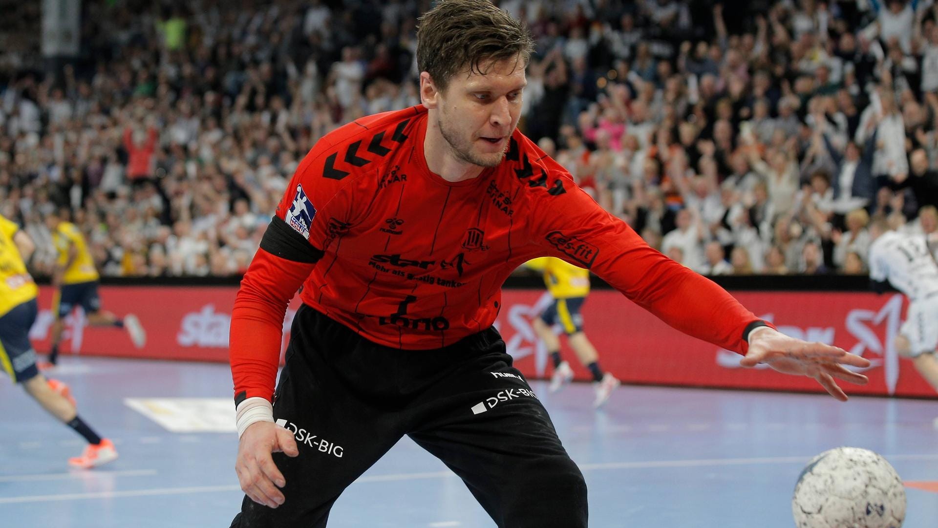 Bundesliga-Abbruch wegen Corona-Pandemie: Torwart Niklas Landin wird die Saison mit dem THW Kiel nicht wie geplant zu Ende spielen.