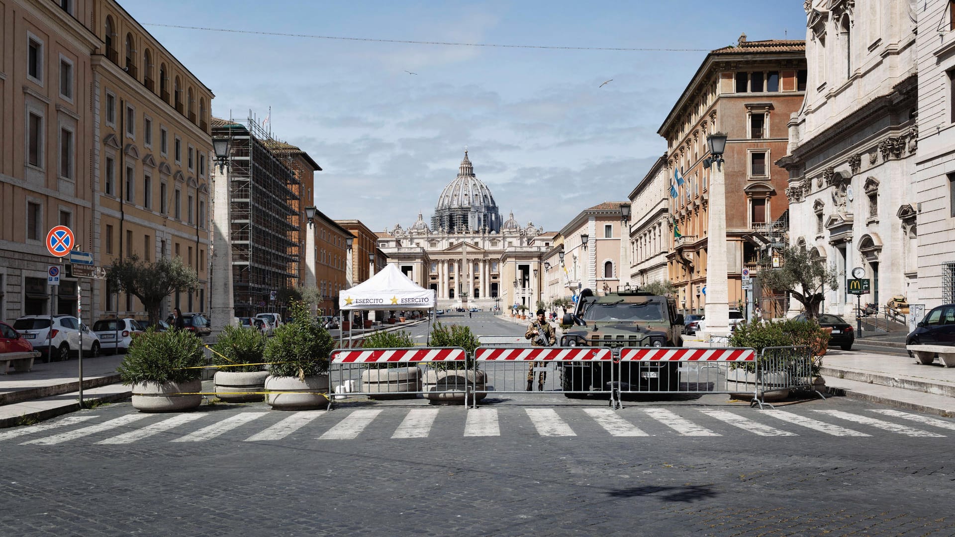 Leere Straßen in Rom: Ab 4. Mai will Italien die Corona-Einschränkungen lockern. Leere Straßen in Rom: Ab 4. Mai will Italien die Corona-Einschränkungen lockern.