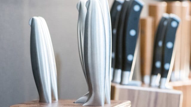 Noch scharf? Messer sollten regelmäßig gepflegt werden.