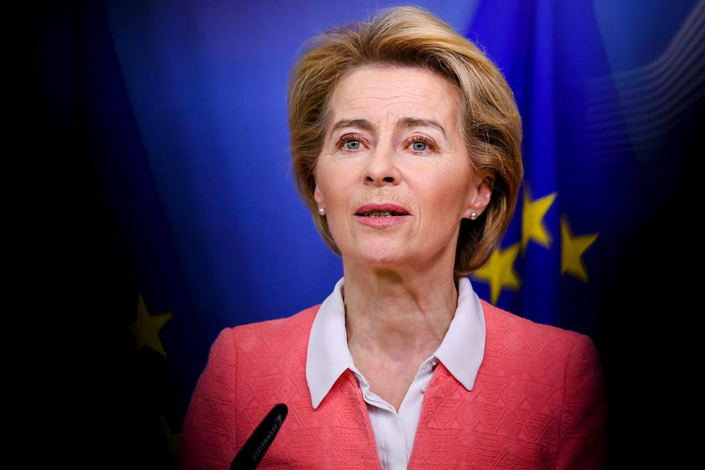 "Sie duckt sich weg": EU-Kommissionschefin Ursula von der Leyen steht in der Corona-Krise in der Kritik.