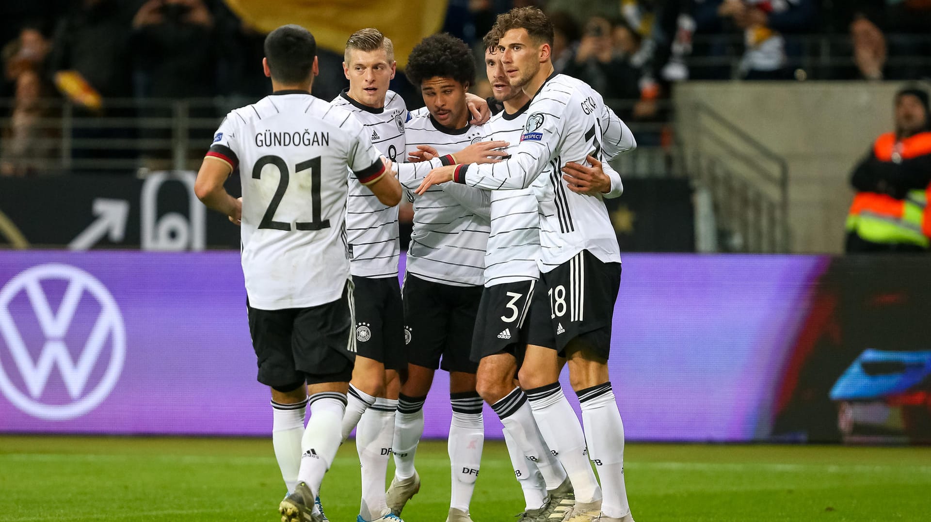 Im September wieder im Einsatz? Deutsche Nationalspieler beim EM-Quali-Spiel im November gegen Nordirland in Frankfurt/Main. Im September wieder im Einsatz? Deutsche Nationalspieler beim EM-Quali-Spiel im November gegen Nordirland in Frankfurt/Main.