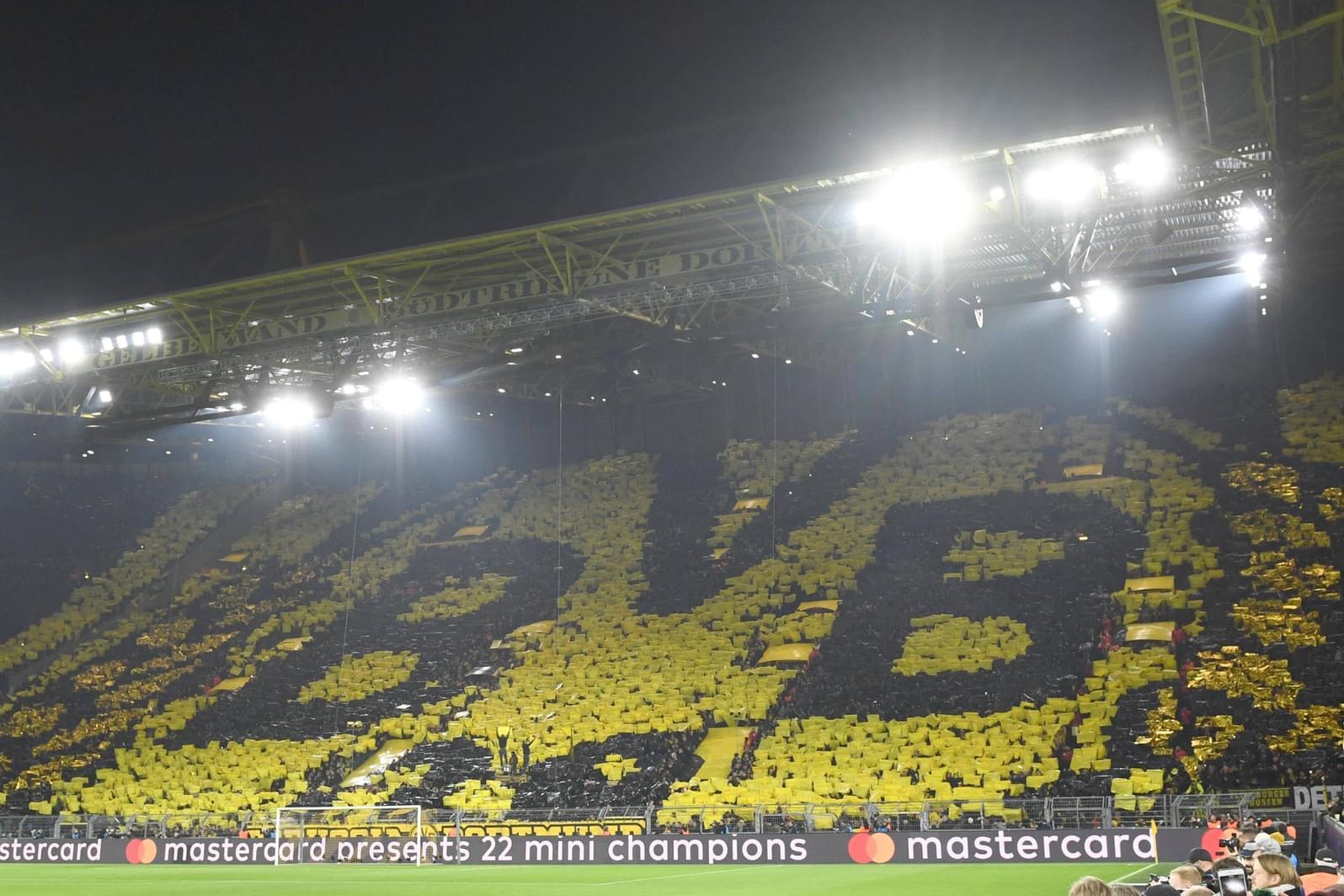 Die Dortmunder Südtribüne.