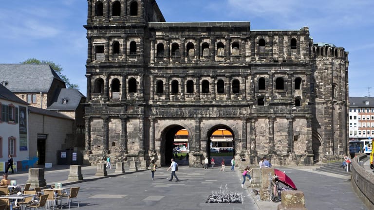 Porta Nigra: Die gut erhaltenen Römischen Baudenkmäler von Trier sicherten der Stadt einen Platz in der Liste der Unesco-Welterbe.