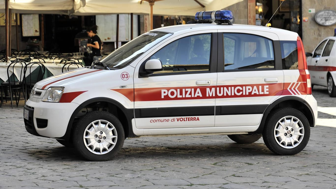 Italien: Polizei mit Schlag gegen Mafia-Clan nahe Rom.
