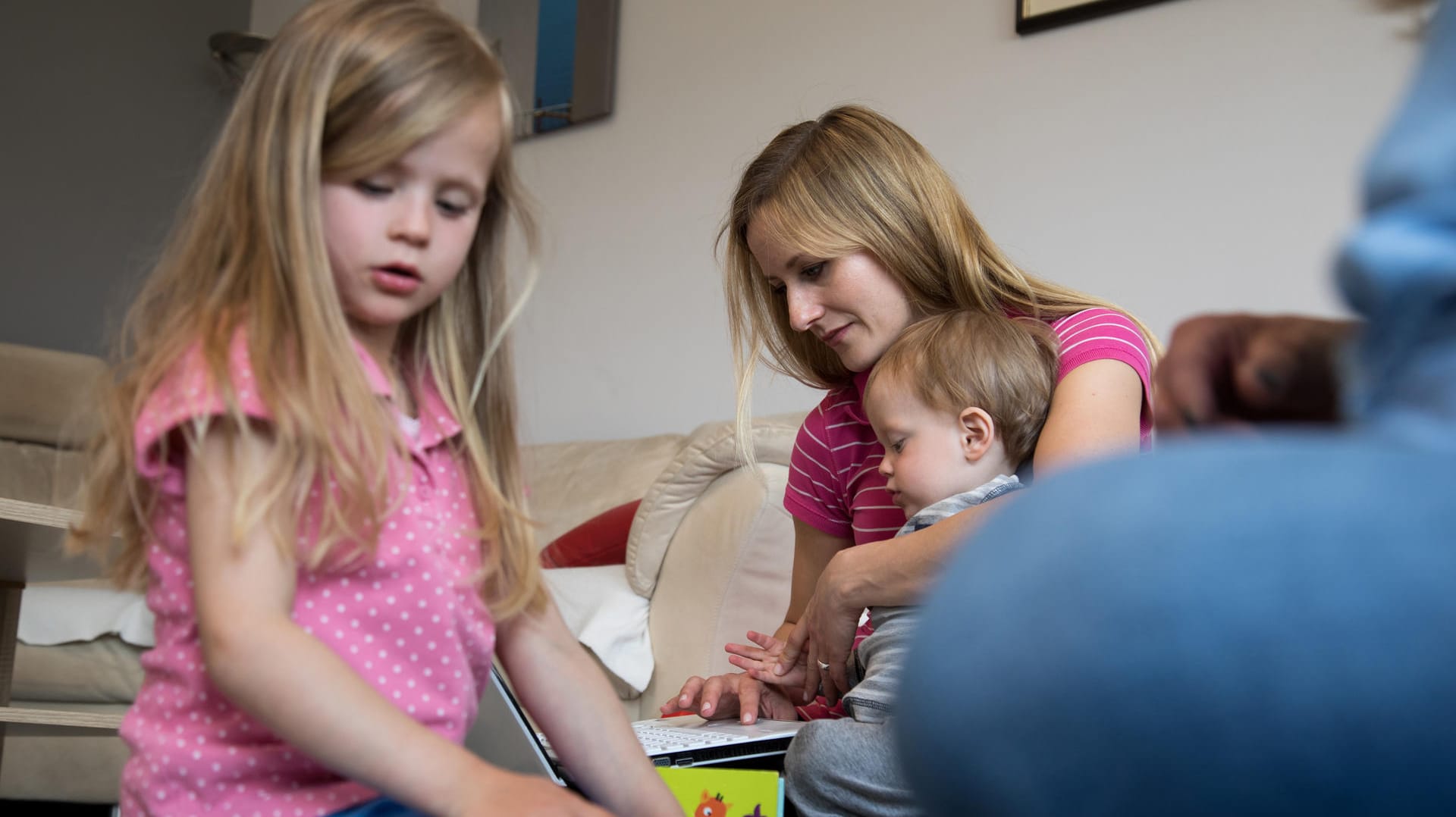 Kinderbetreuung: Helfen kann auch, sich vor Augen zu führen, dass die Zeit dieser besonderen Lebenssituation begrenzt ist.