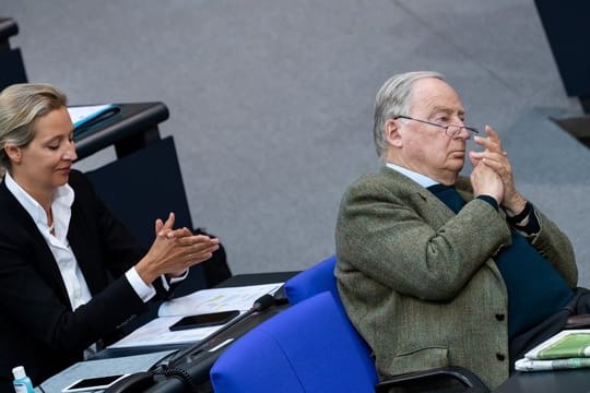 Alexander Gauland, Vorsitzender der AfD-Bundestagsfraktion, während der Plenarsitzung des Deutschen Bundestages.