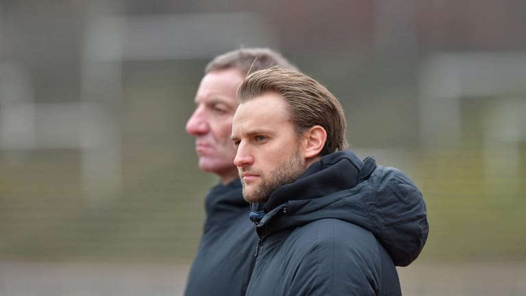 Pascal Bieler (re.) mit WSV-Sportdirektor Thomas Richter: Der WS-Trainer Bieler spielt in den Planungen des Vereins offenbar eine wichtige Rolle.