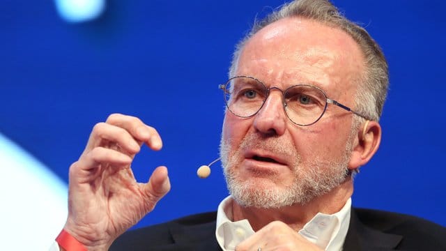Karl-Heinz Rummenigge befürwortet den DFL-Beschluss zur Verwendung des Solidaritätsfonds. Karl-Heinz Rummenigge befürwortet den DFL-Beschluss zur Verwendung des Solidaritätsfonds.