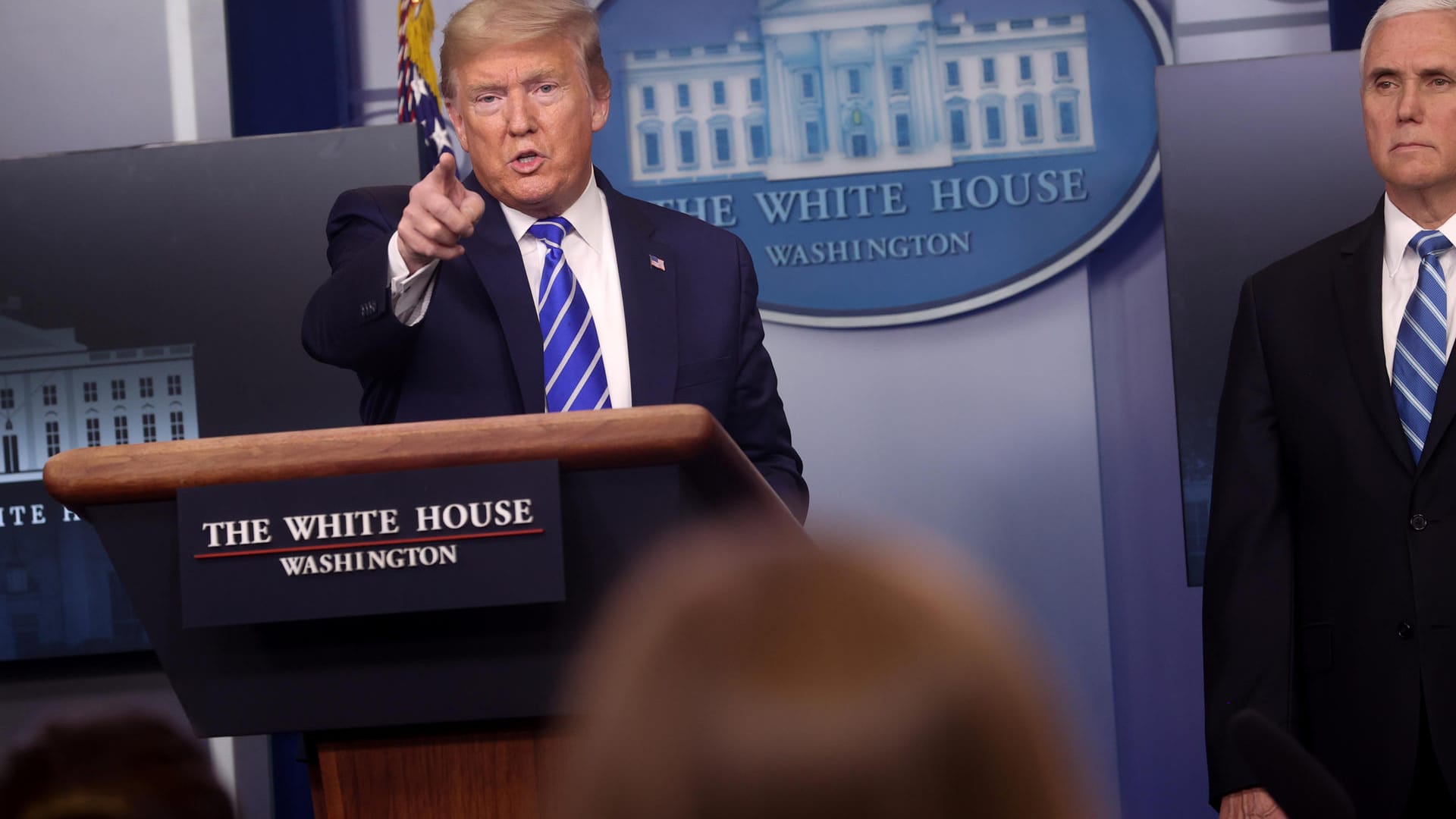 Donald Trump bei einer Pressekonferenz: Erst vor wenigen Tagen wünschte er Kim Jong Un eine gute Besserung.