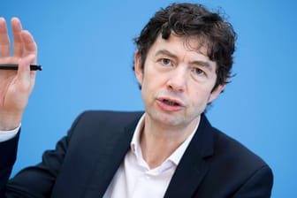Christian Drosten: Auf den Top-Virologen aus Berlin vertrauen in der Corona-Krise viele Deutsche.