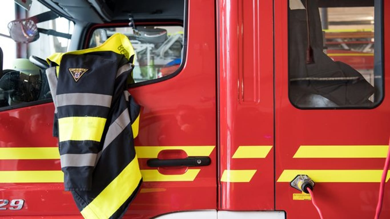 Das Landgericht München hat entschieden, dass die Feuerwehr weiterhin Fotos von Unfällen und Brandeinsätzen verkaufen darf.