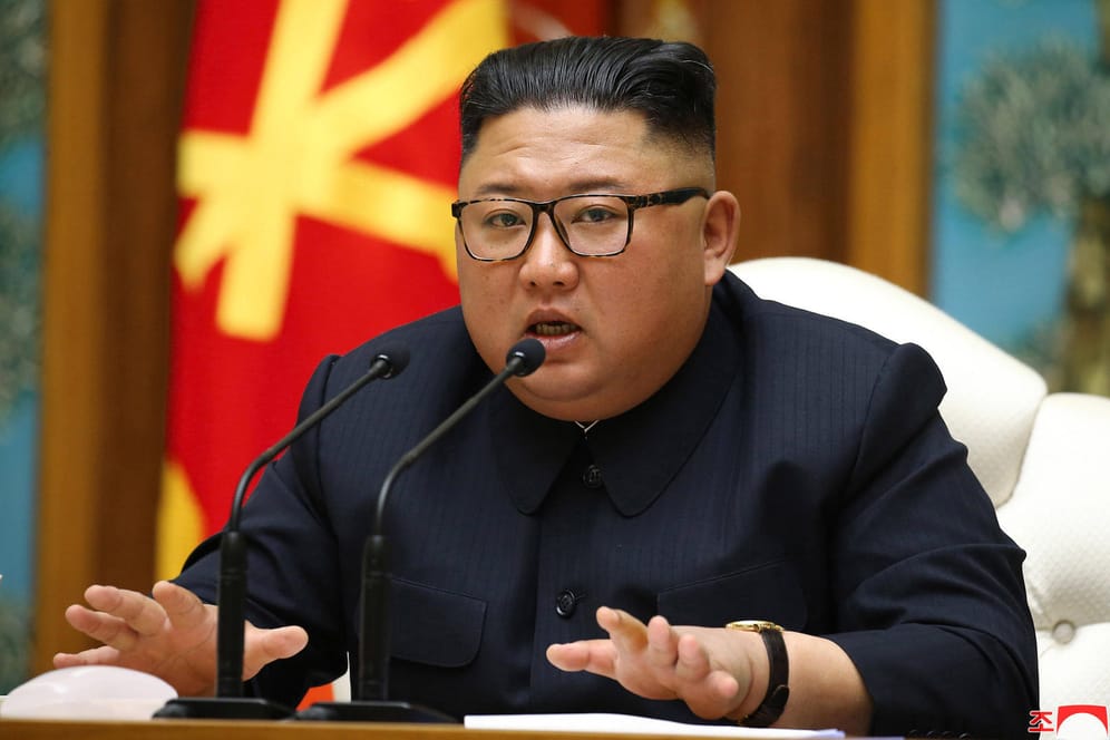 Kim Jong Un: Es gibt Gerüchte, dass der nordkoreanische Machthaber nach Herzkreislaufproblemen operiert werden musste (Archivbild).