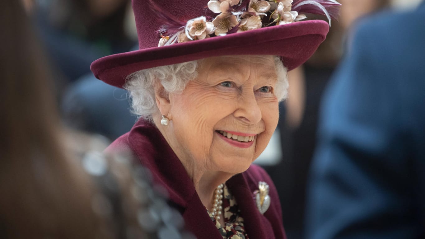 Queen Elizabeth II.: Sie verbringt die Corona-Isolation gemeinsam mit ihrem Ehemann Prinz Philip in Windsor.