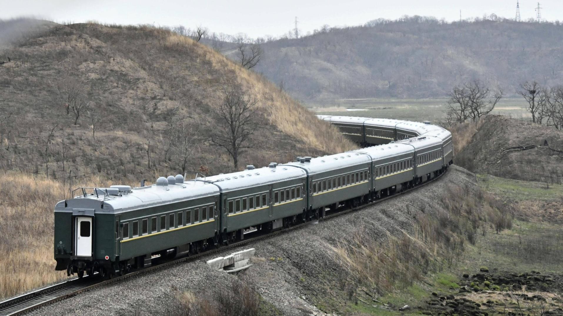 Schwer gesichert: Der mutmaßliche Privatzug von Kim Jong Un, hier auf dem Weg zu einem Treffen in Russland im April 2019.