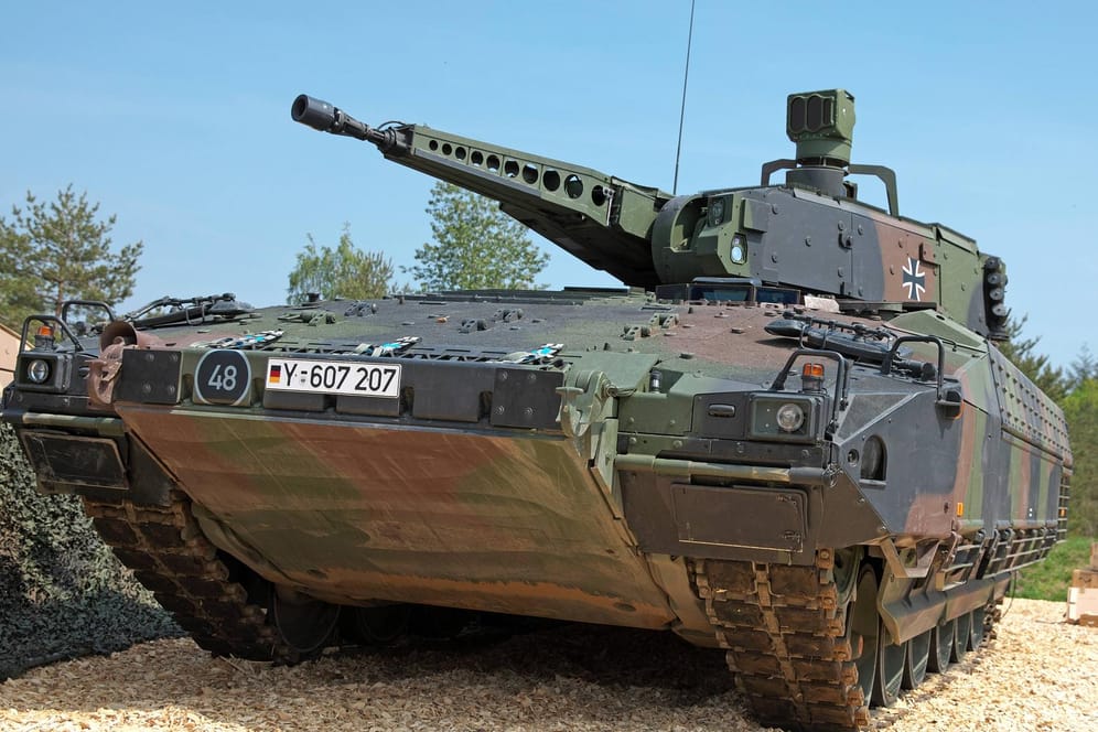Ein Schützenpanzer PUMA (Symbolbild): Deutschland hat seine Militärausgaben um 10 Prozent gesteigert.