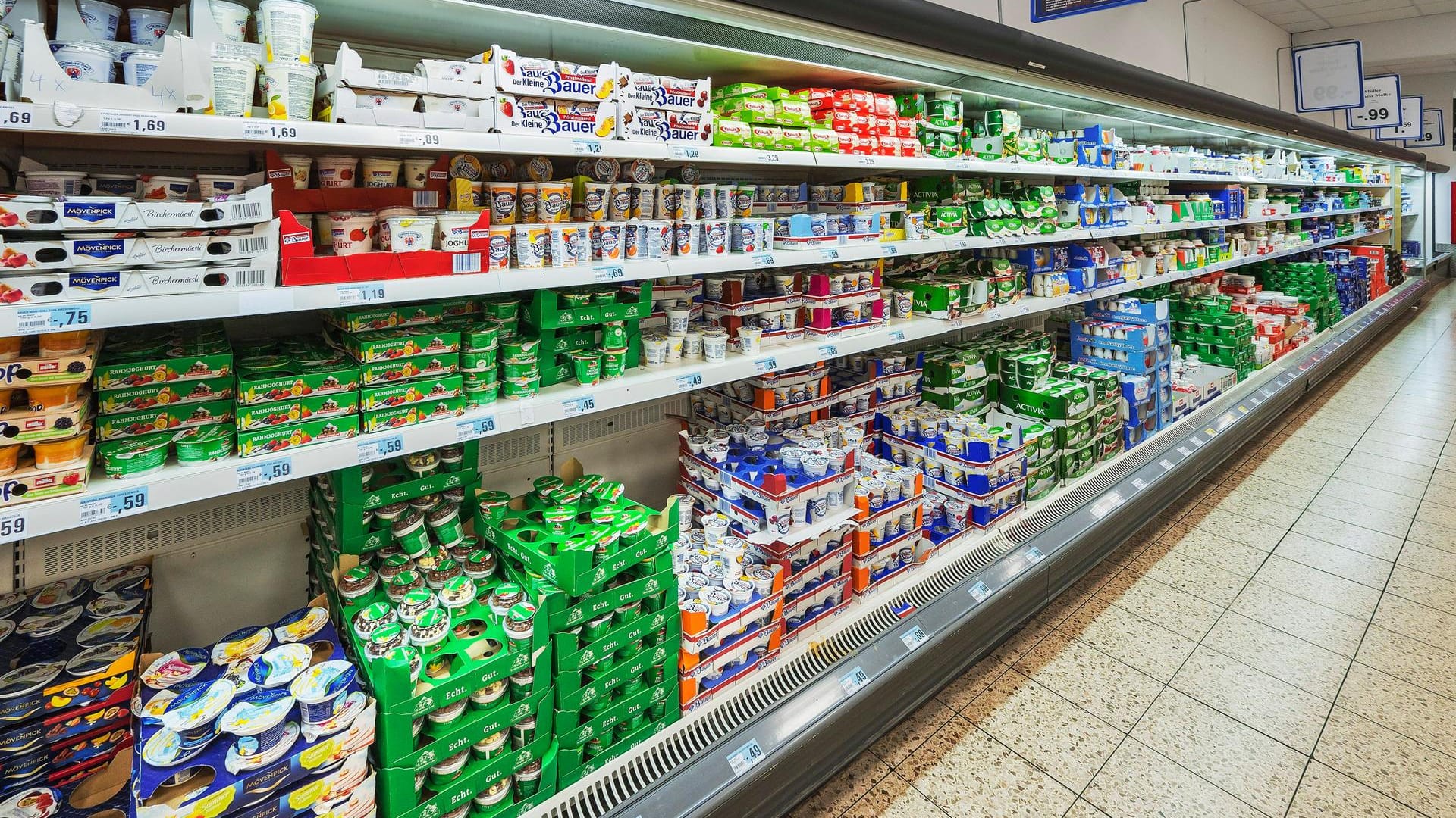 Einkaufen: Um das Ansteckungsrisiko zu verringern, sollten die Gänge zum Supermarkt reduziert werden.