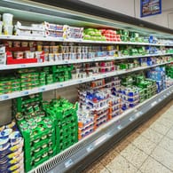 Einkaufen: Um das Ansteckungsrisiko zu verringern, sollten die Gänge zum Supermarkt reduziert werden.