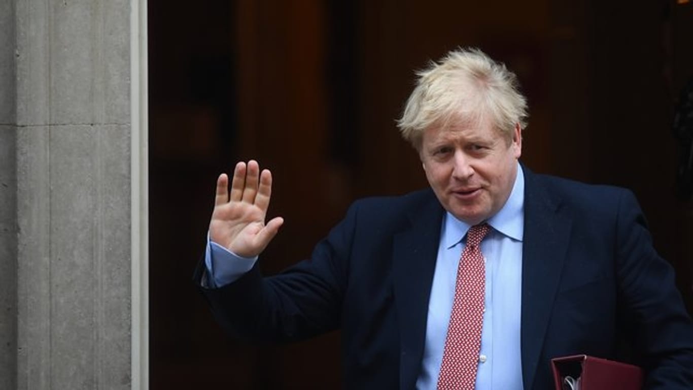 Der britische Premierminister Boris Johnson will nach seiner Covid-19-Erkrankung die Amtsgeschäfte wieder aufnehmen.