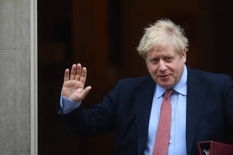 Der britische Premierminister Boris Johnson will nach seiner Covid-19-Erkrankung die Amtsgeschäfte wieder aufnehmen.