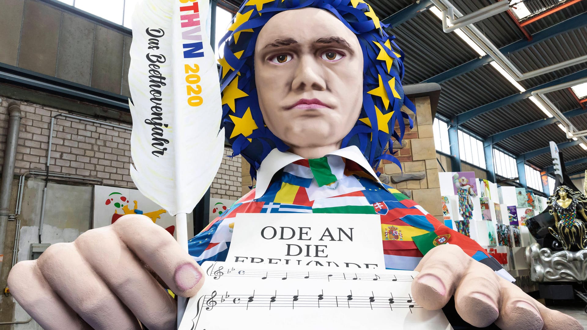 Ein Beethoven-Wagen zum Rosenmontagsumzug: Auch im Karneval war das Jubiläum des Komponisten präsent.