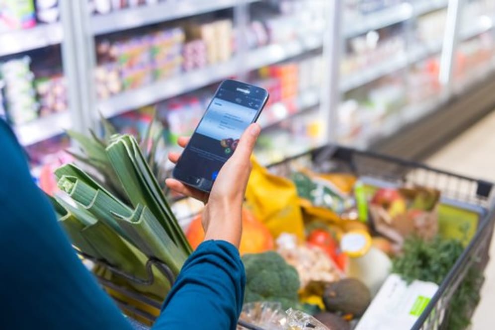 Digitale Einkaufslisten können helfen, damit man im Supermarkt nichts vergisst.
