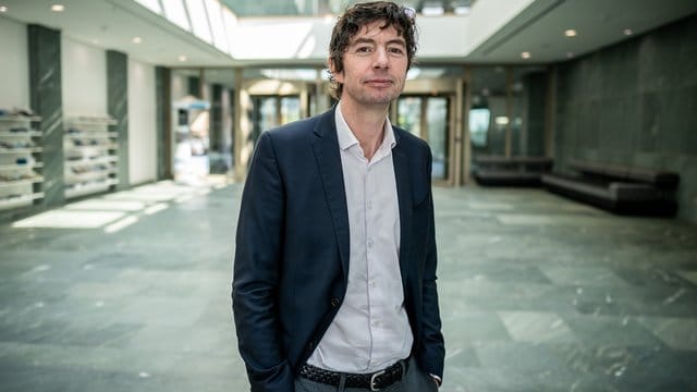 Erhält Morddrohungen: Christian Drosten, Direktor des Instituts für Virologie an der Charité in Berlin. Erhält Morddrohungen: Christian Drosten, Direktor des Instituts für Virologie an der Charité in Berlin.