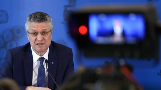 "Wir wollen nicht, dass die Fallzahlen wieder zunehmen": Lothar Wieler, Präsident des Robert-Koch-Instituts. "Wir wollen nicht, dass die Fallzahlen wieder zunehmen": Lothar Wieler, Präsident des Robert-Koch-Instituts.