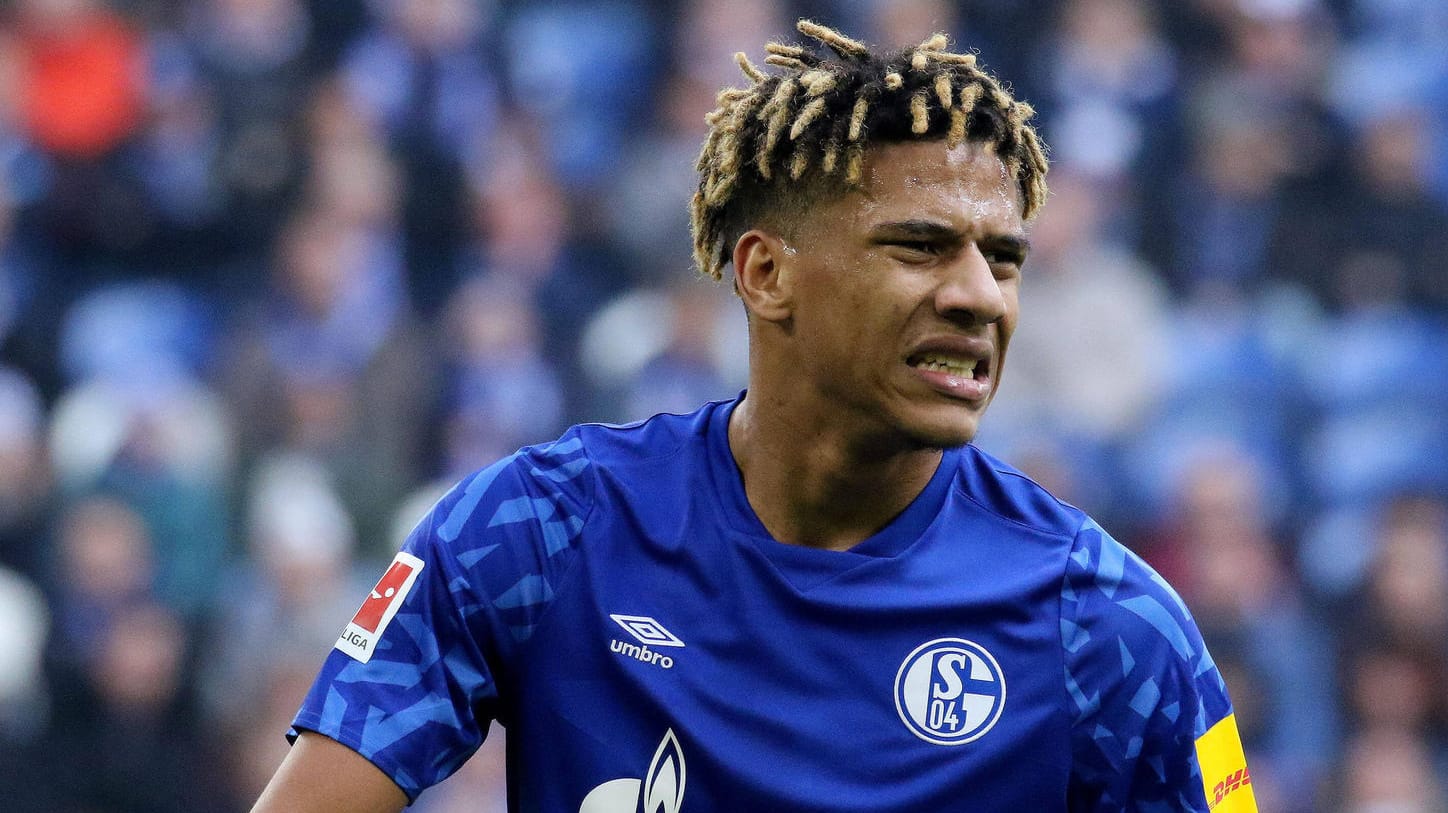 Jean-Clair Todibo: Der vom FC Barcelona ausgeliehene Franzose glänzte in der Schalker Defensive. Jean-Clair Todibo: Der vom FC Barcelona ausgeliehene Franzose glänzte in der Schalker Defensive.