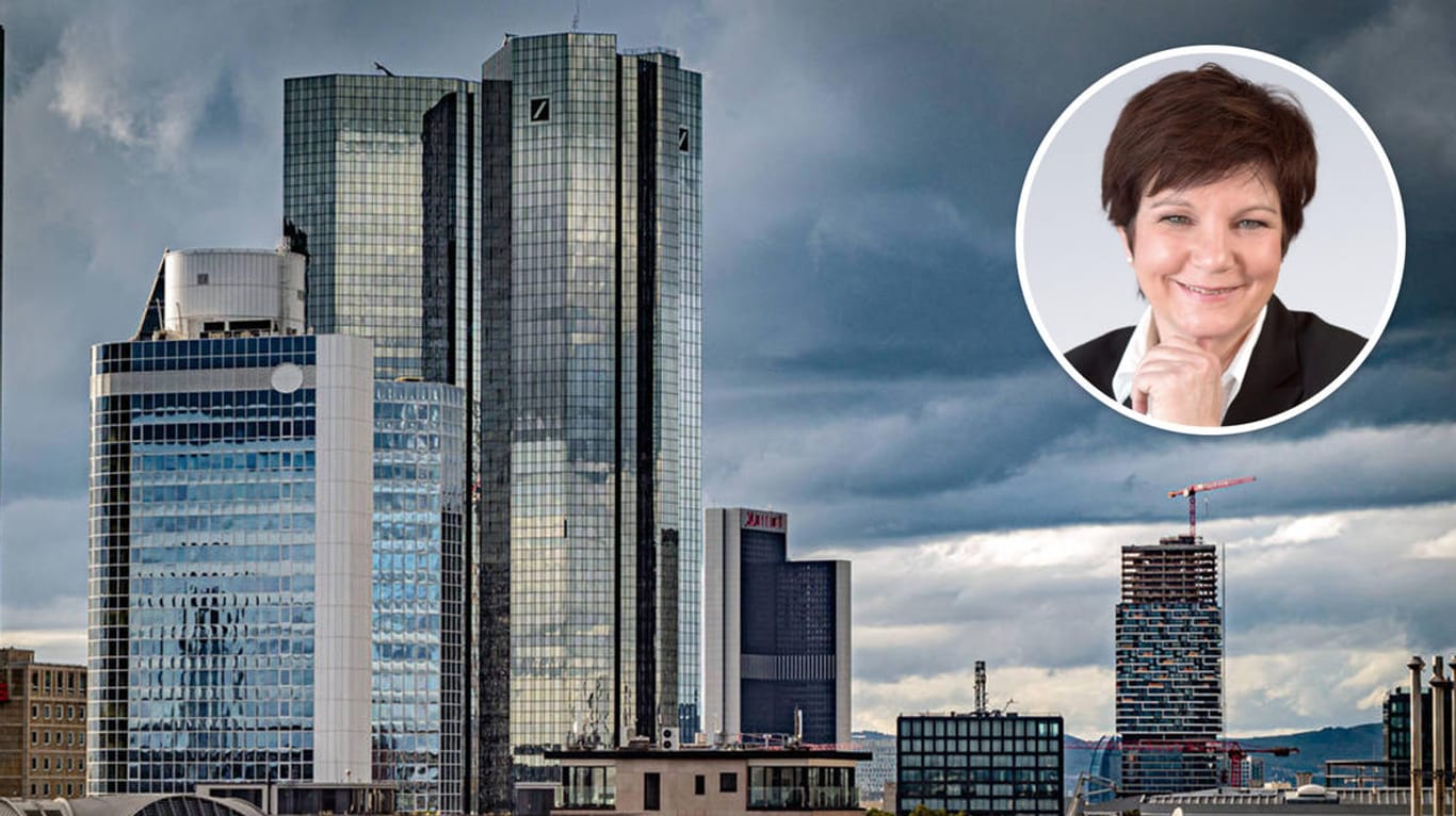Bankentürme in Frankfurt (Symbolbild): Viele Anleger setzen darauf, dass der Staat die Wirtschaft rettet.