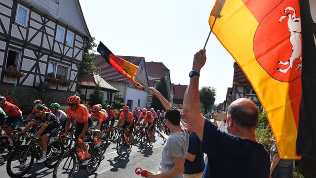 Wegen der Coronavirus-Pandemie findet 2020 keine Deutschland-Tour der Radprofis statt. Wegen der Coronavirus-Pandemie findet 2020 keine Deutschland-Tour der Radprofis statt.