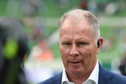 Sieht im Gehaltsverzicht der Augsburger Spieler ein "wichtiges Zeichen": FCA-Manager Stefan Reuter.