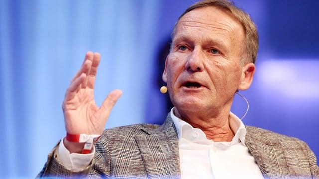 Man müsse wieder "puristischer werden", meint Hans-Joachim Watzke. Man müsse wieder "puristischer werden", meint Hans-Joachim Watzke.